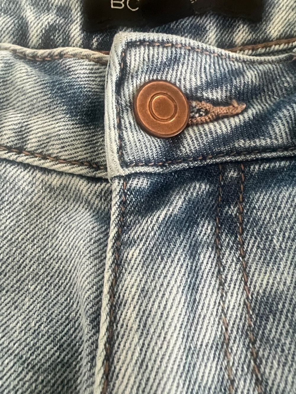 BCBGeneration - BARREL LEG Light Blue Boyfriend Jeans 👖 frayed hem - Picture 7 of 11